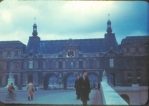 Paris-Pont du Carrousel, Porte du Louvre